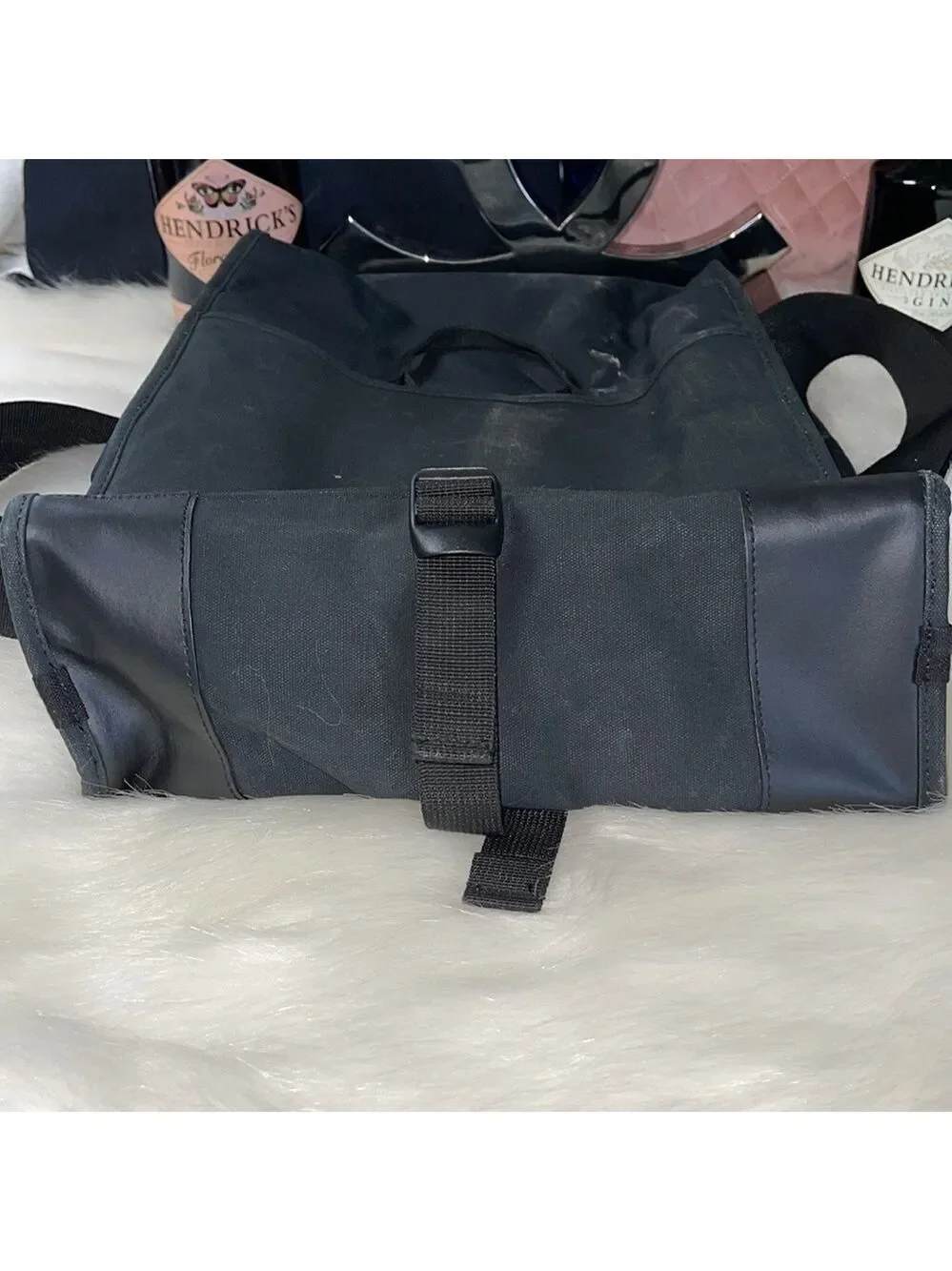 NIKE MESSENGER BAG BLACK COMPUTER BAG OVERNIGHT CROSSBODY SHOULDER ATTACHÉ BAG